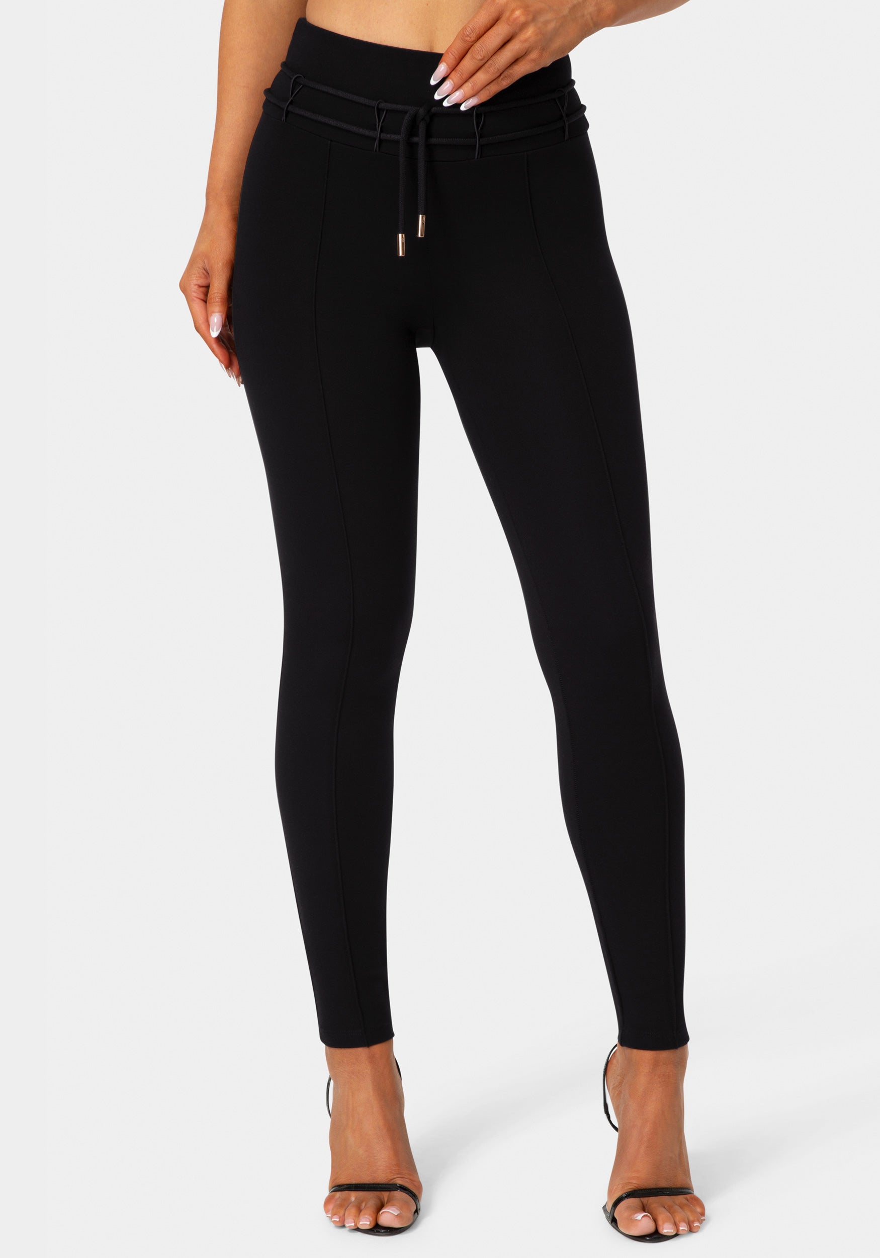 7SKP0398BE_Black_1.jpg